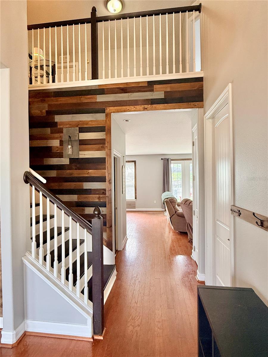 TEN OAKS - Residential