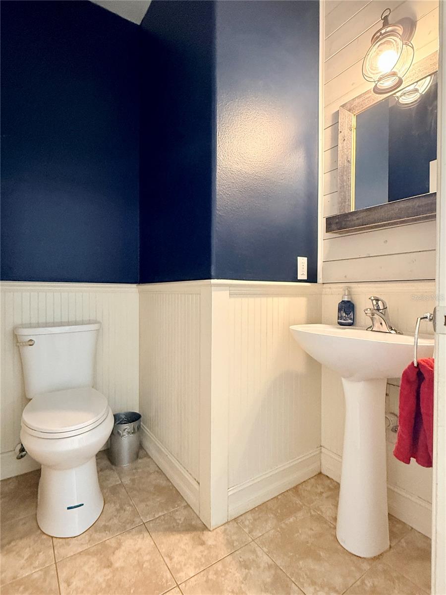 TEN OAKS - Residential