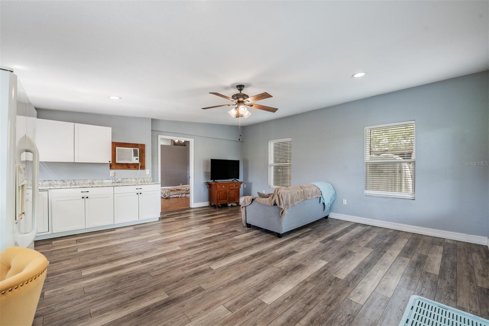 WADE SURV FOR A MINOR - Residential