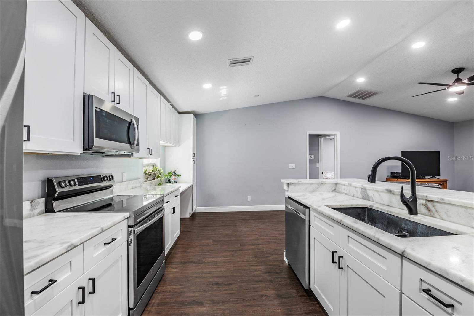 WADE SURV FOR A MINOR - Residential