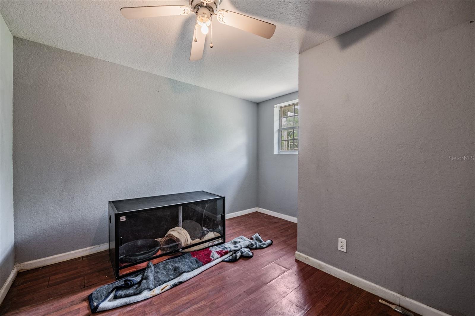 WADE SURV FOR A MINOR - Residential