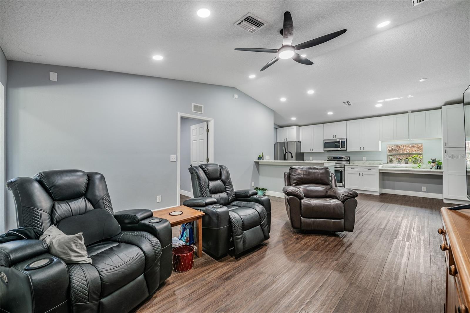 WADE SURV FOR A MINOR - Residential