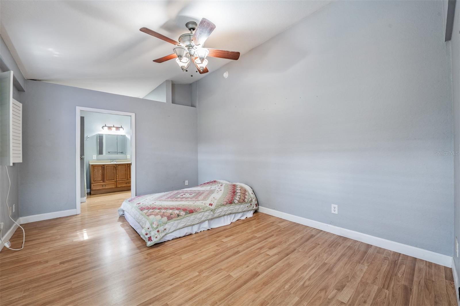 WADE SURV FOR A MINOR - Residential