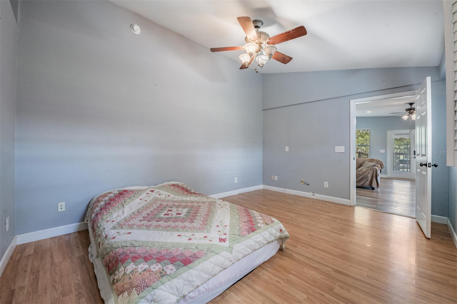 WADE SURV FOR A MINOR - Residential