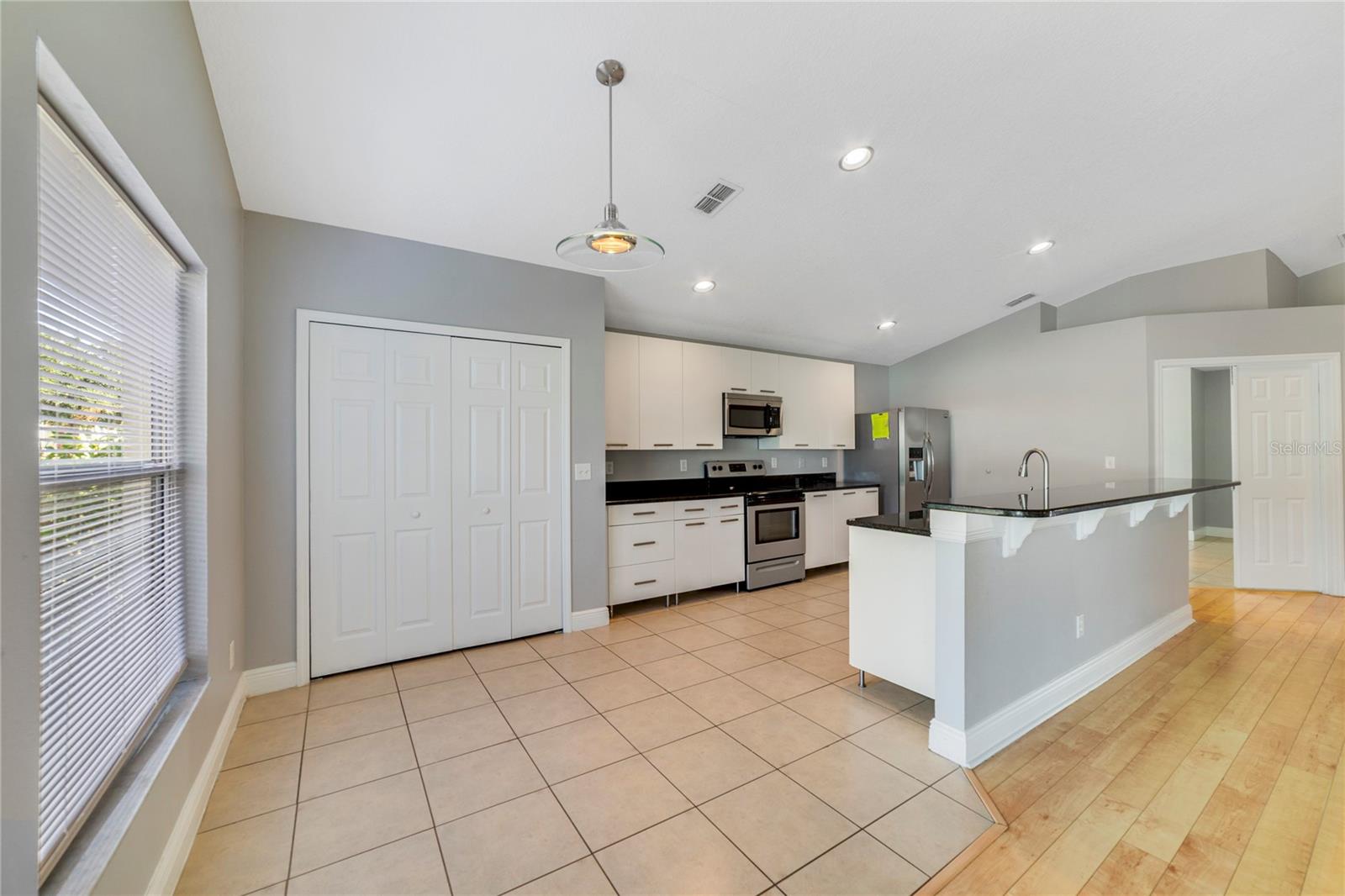 ESTATES LAKE ST CHARLES PH 02 - Residential