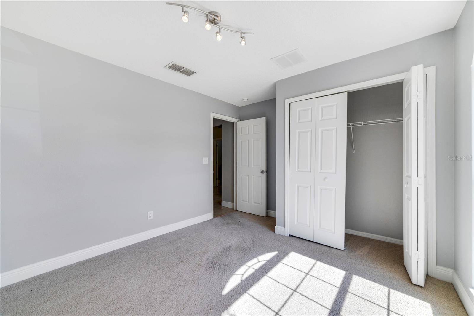 ESTATES LAKE ST CHARLES PH 02 - Residential