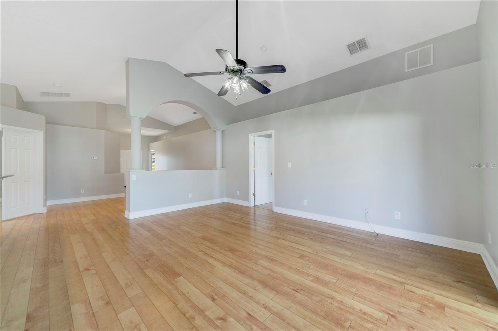 ESTATES LAKE ST CHARLES PH 02 - Residential