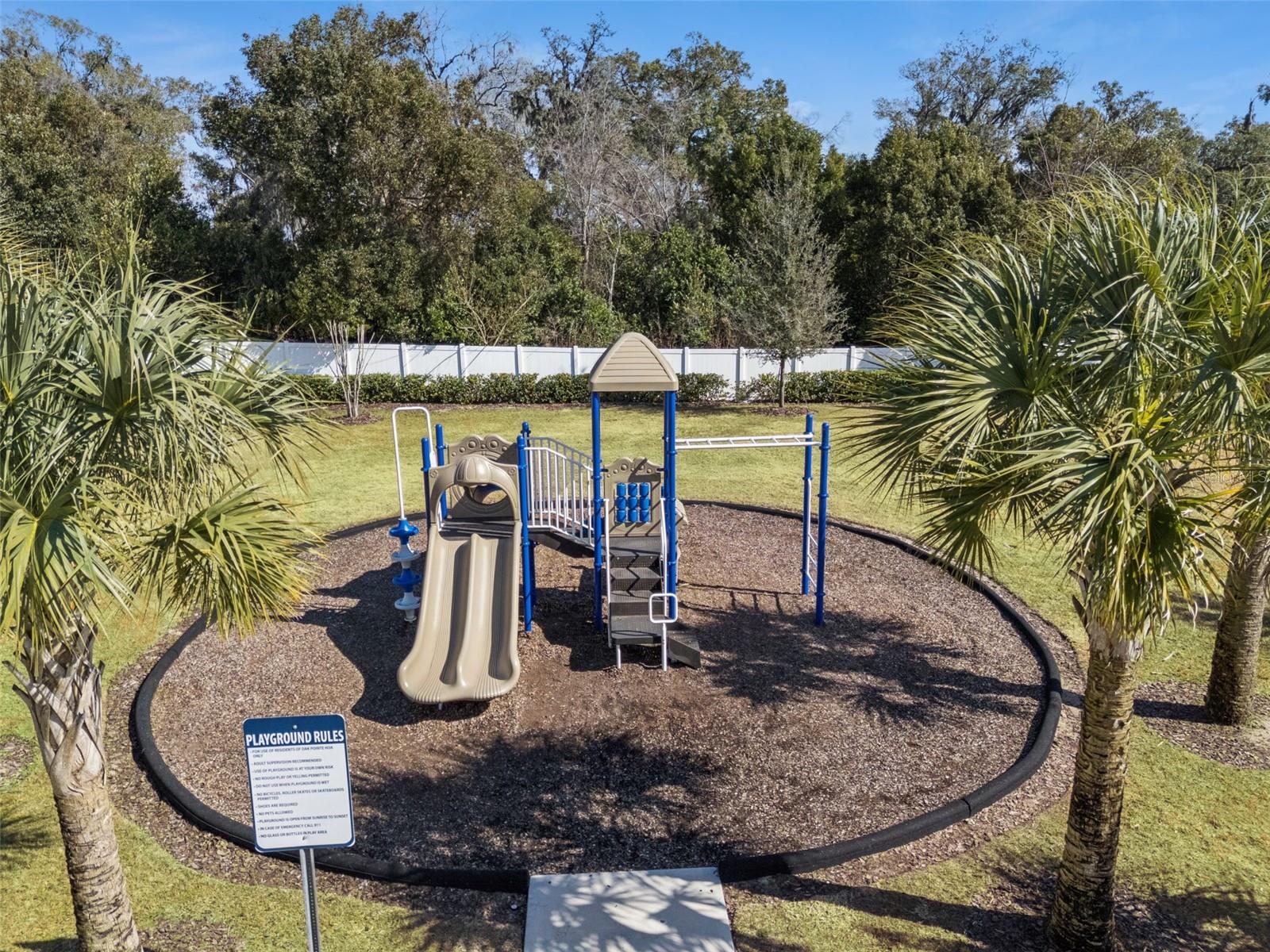 OAK POINTE - Residential