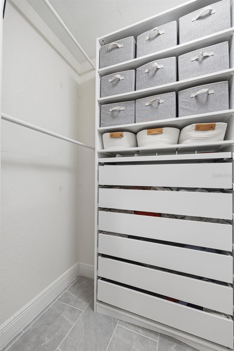 SNELL GARDENS SUB - Residential