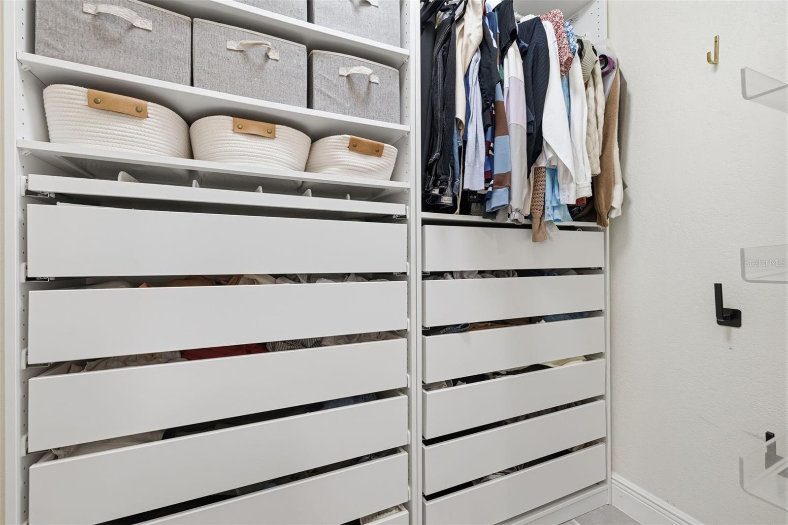 SNELL GARDENS SUB - Residential