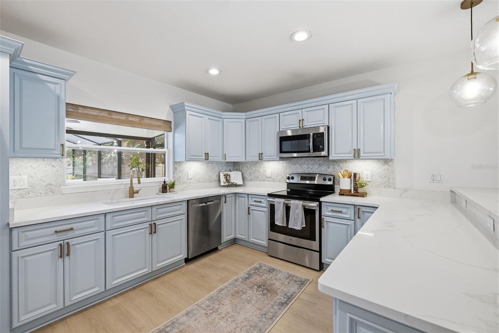 SNELL GARDENS SUB - Residential