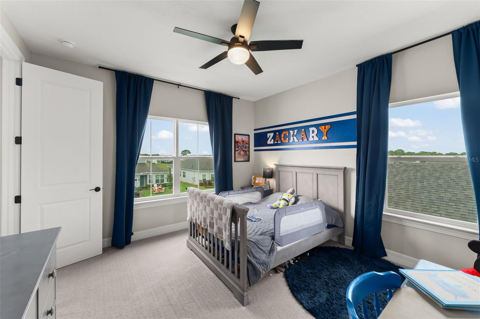 ESTATES AT LAKEVIEW - Residential
