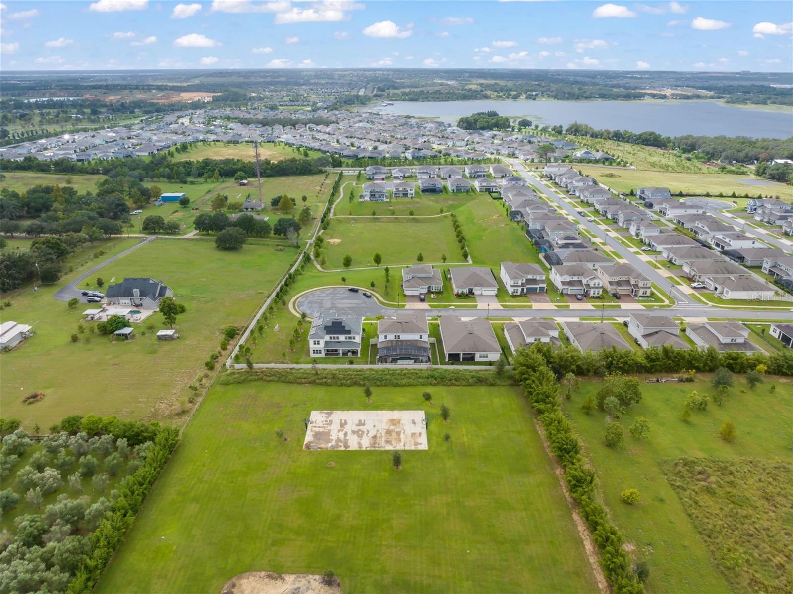 ESTATES AT LAKEVIEW - Residential