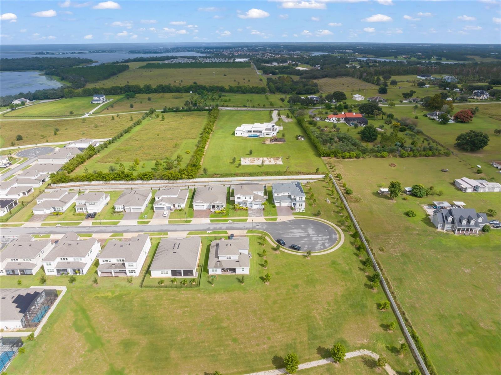 ESTATES AT LAKEVIEW - Residential