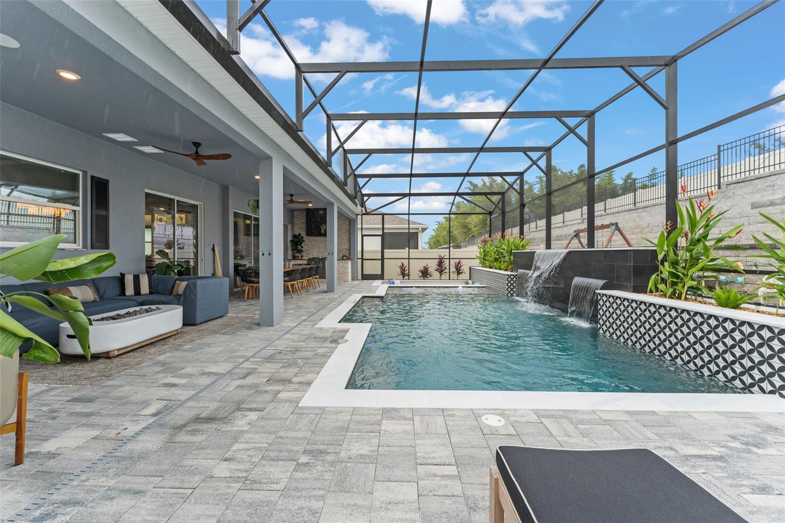 ESTATES AT LAKEVIEW - Residential