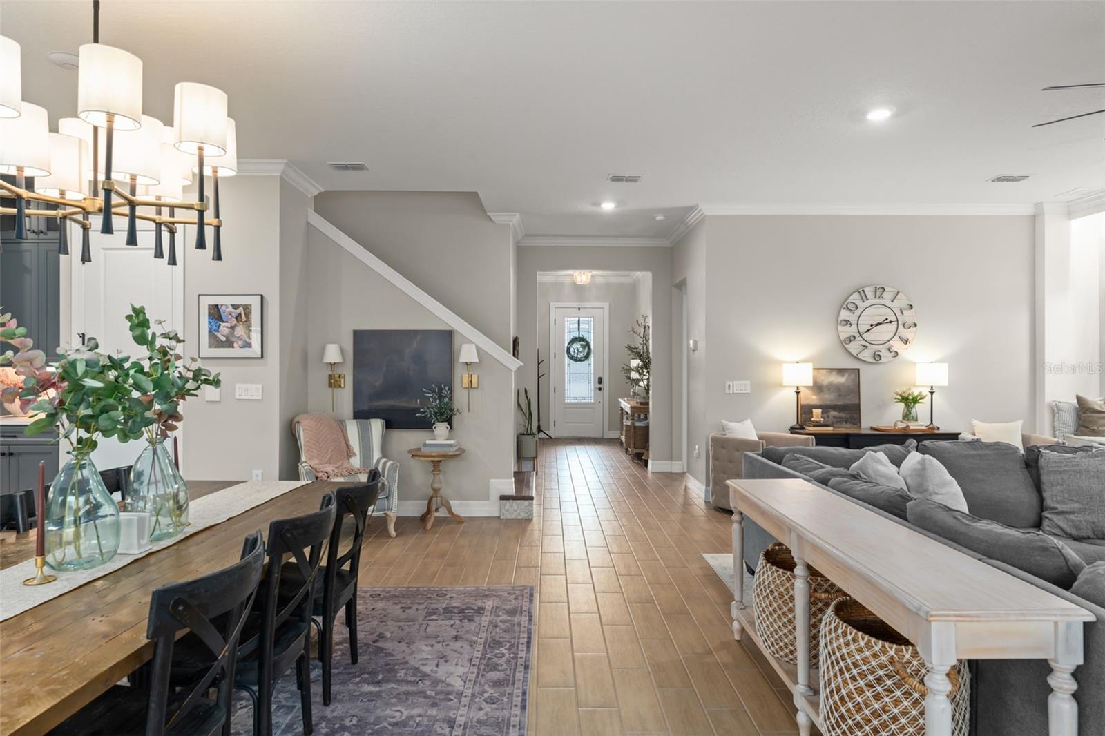 ESTATES AT LAKEVIEW - Residential