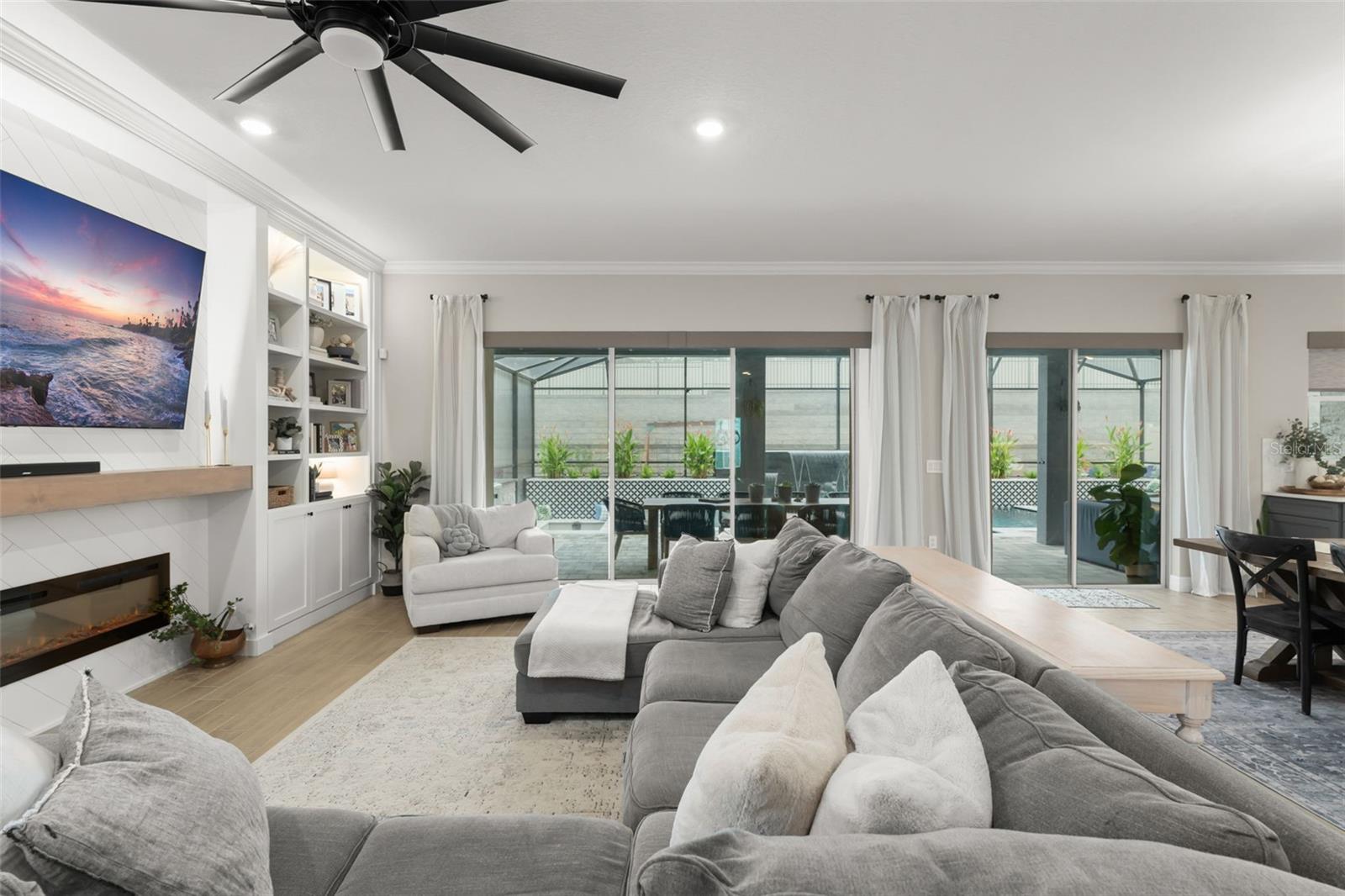 ESTATES AT LAKEVIEW - Residential