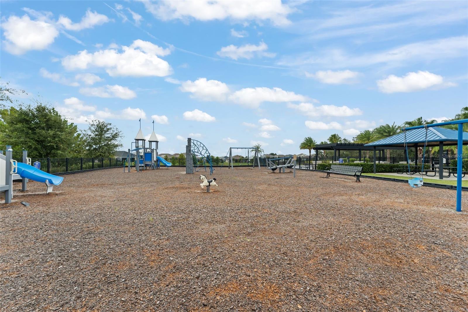 ESTATES AT LAKEVIEW - Residential