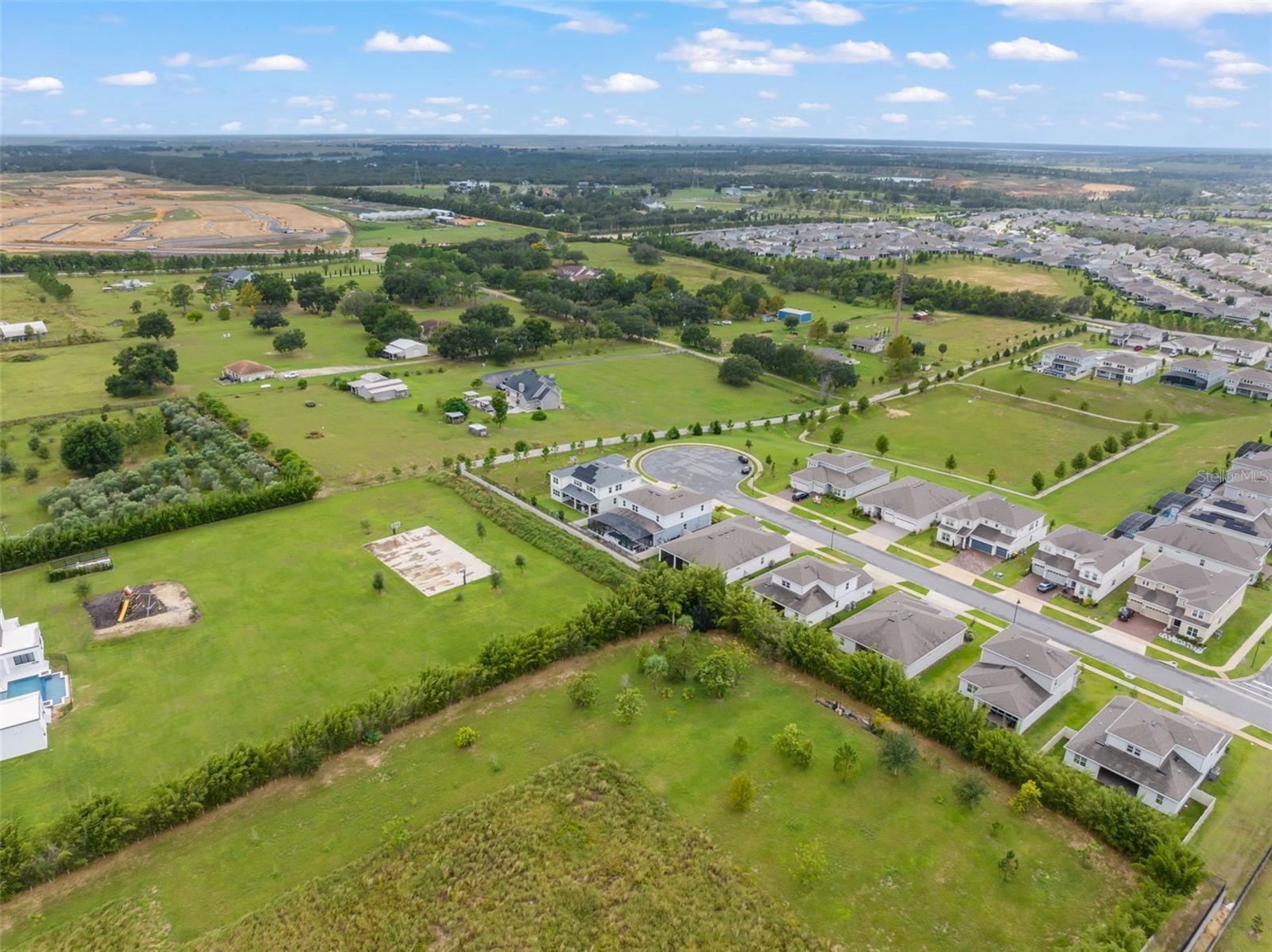 ESTATES AT LAKEVIEW - Residential