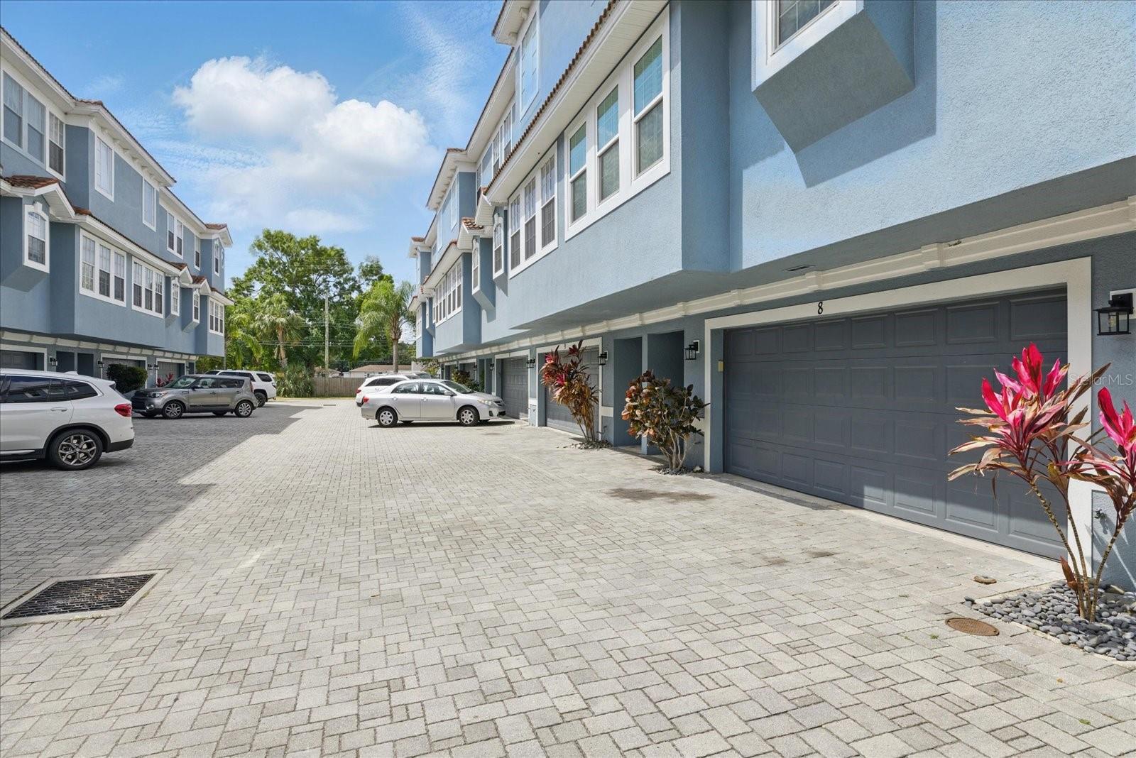 3111 W DE LEON STREET 8