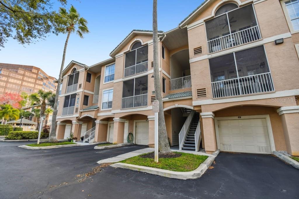 4304 BAY CLUB CIRCLE 4304