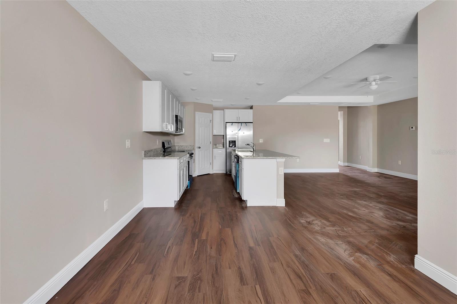 HILLCREST - Residential