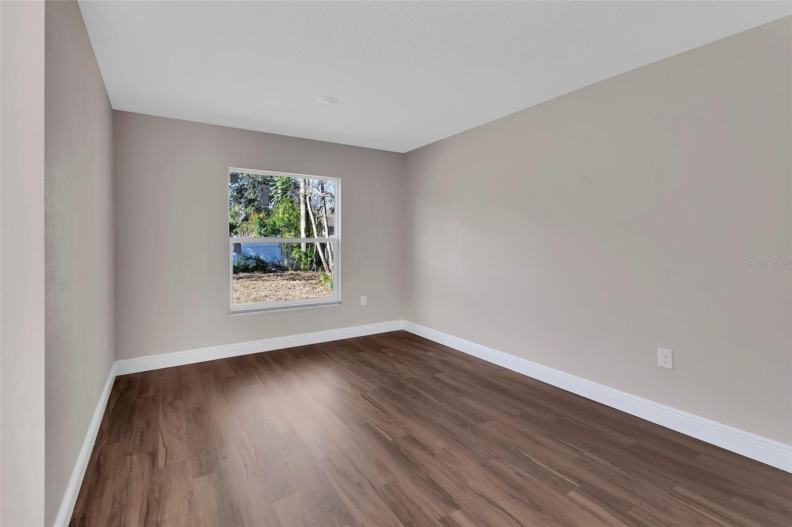 HILLCREST - Residential