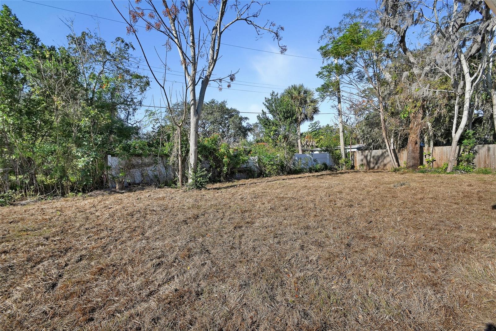 HILLCREST - Residential