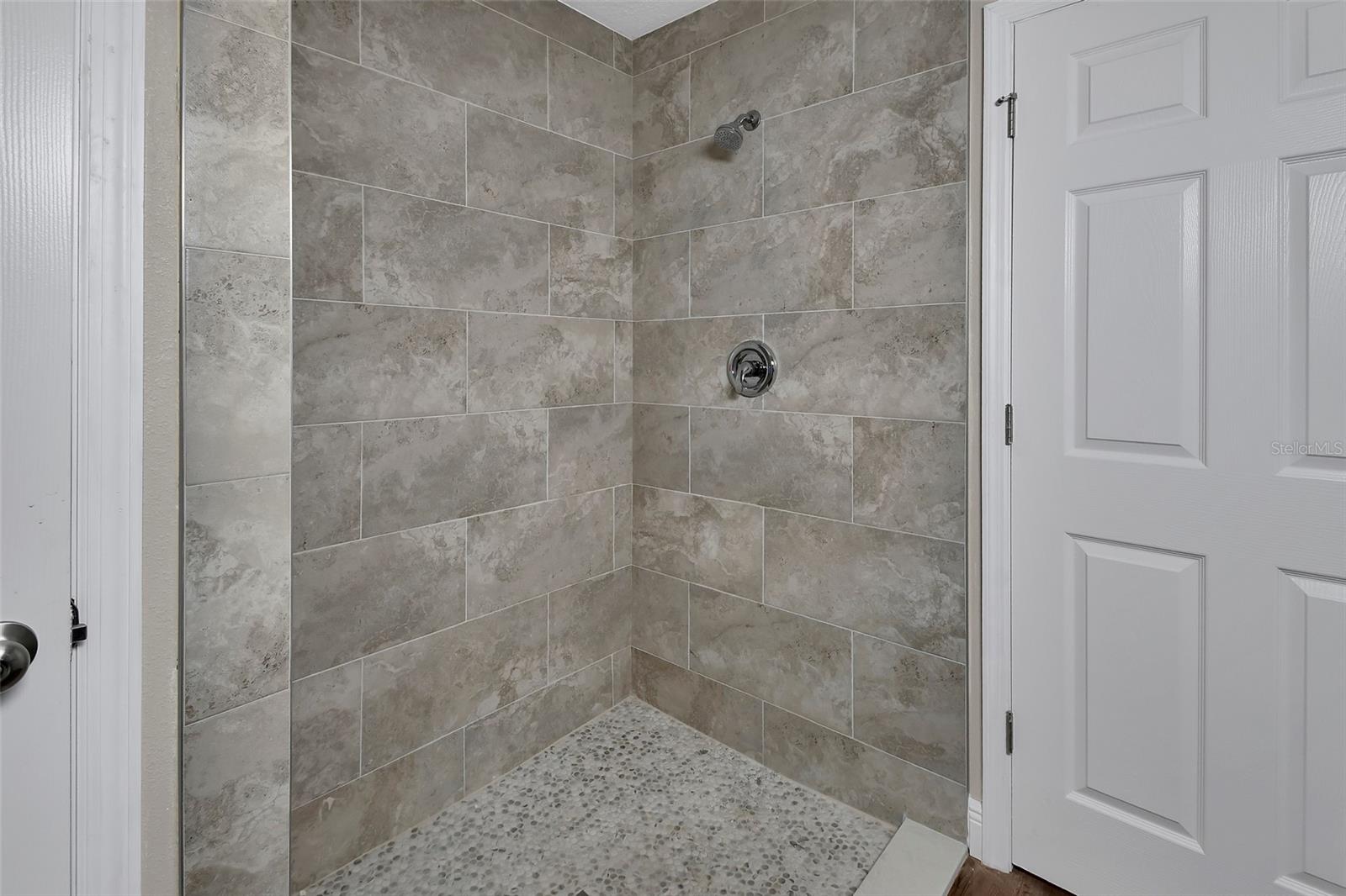 HILLCREST - Residential