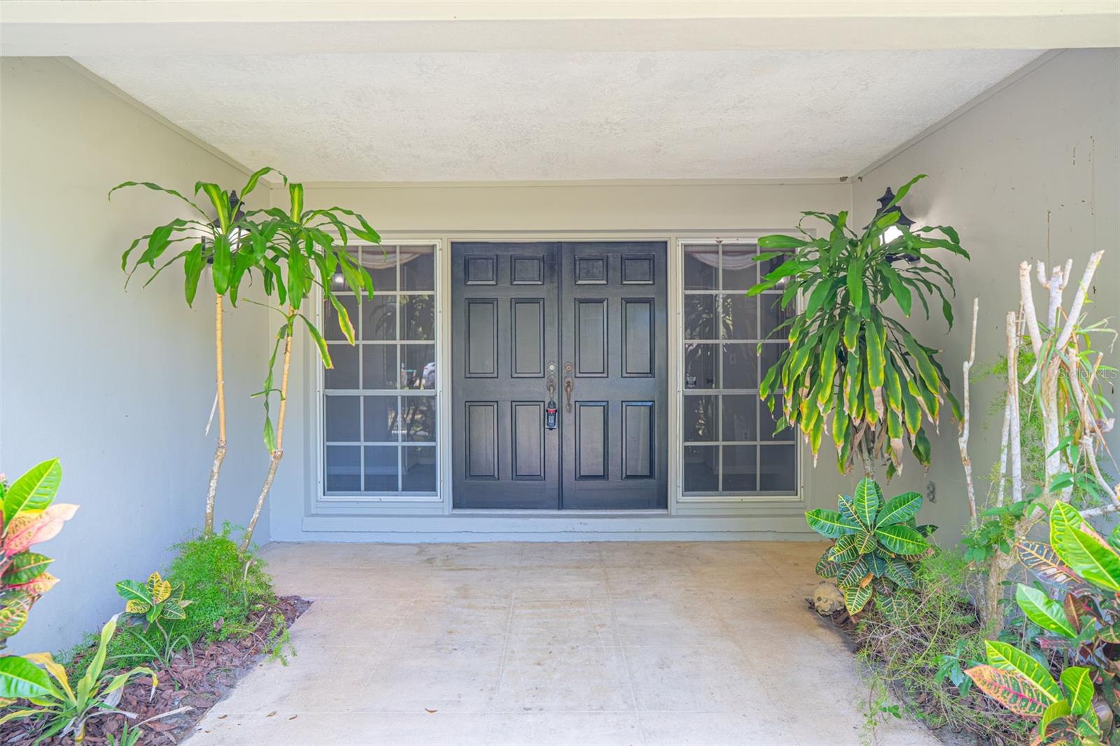 RIO ESTATES - Residential