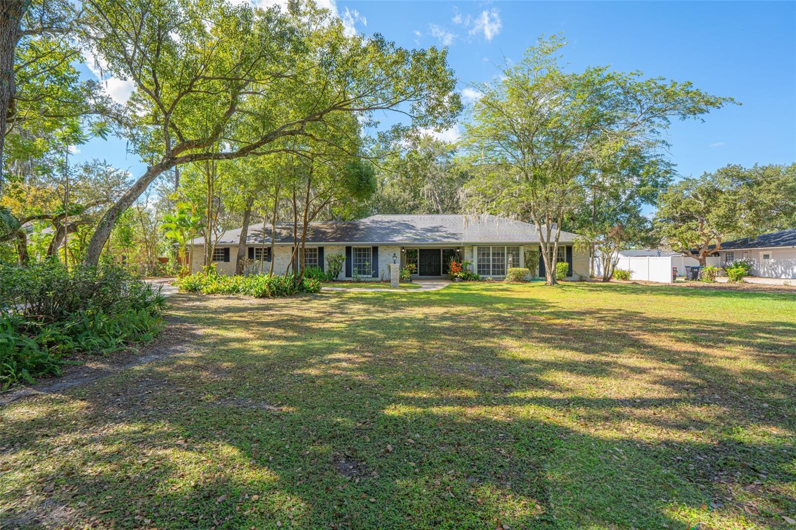 RIO ESTATES - Residential