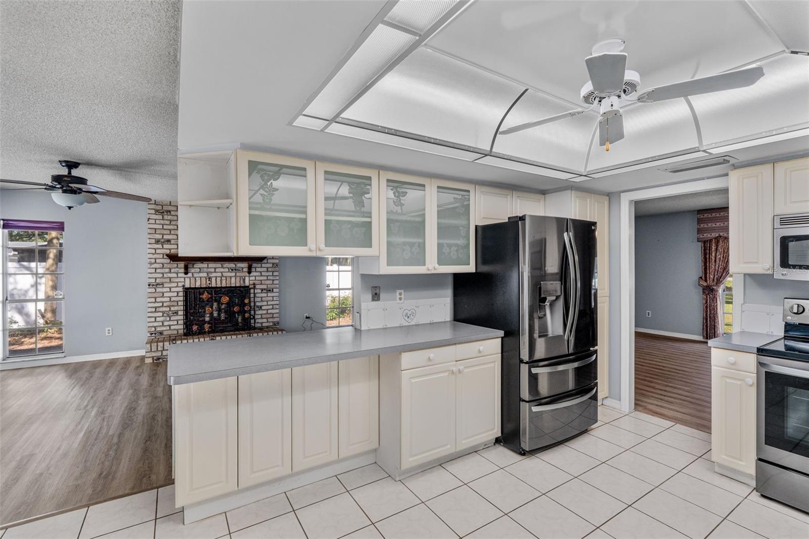 RIO ESTATES - Residential