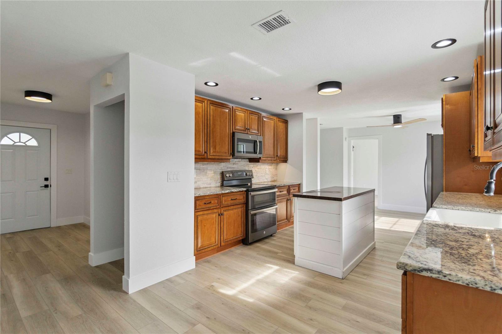 BRADEN WOODS PH VI - Residential