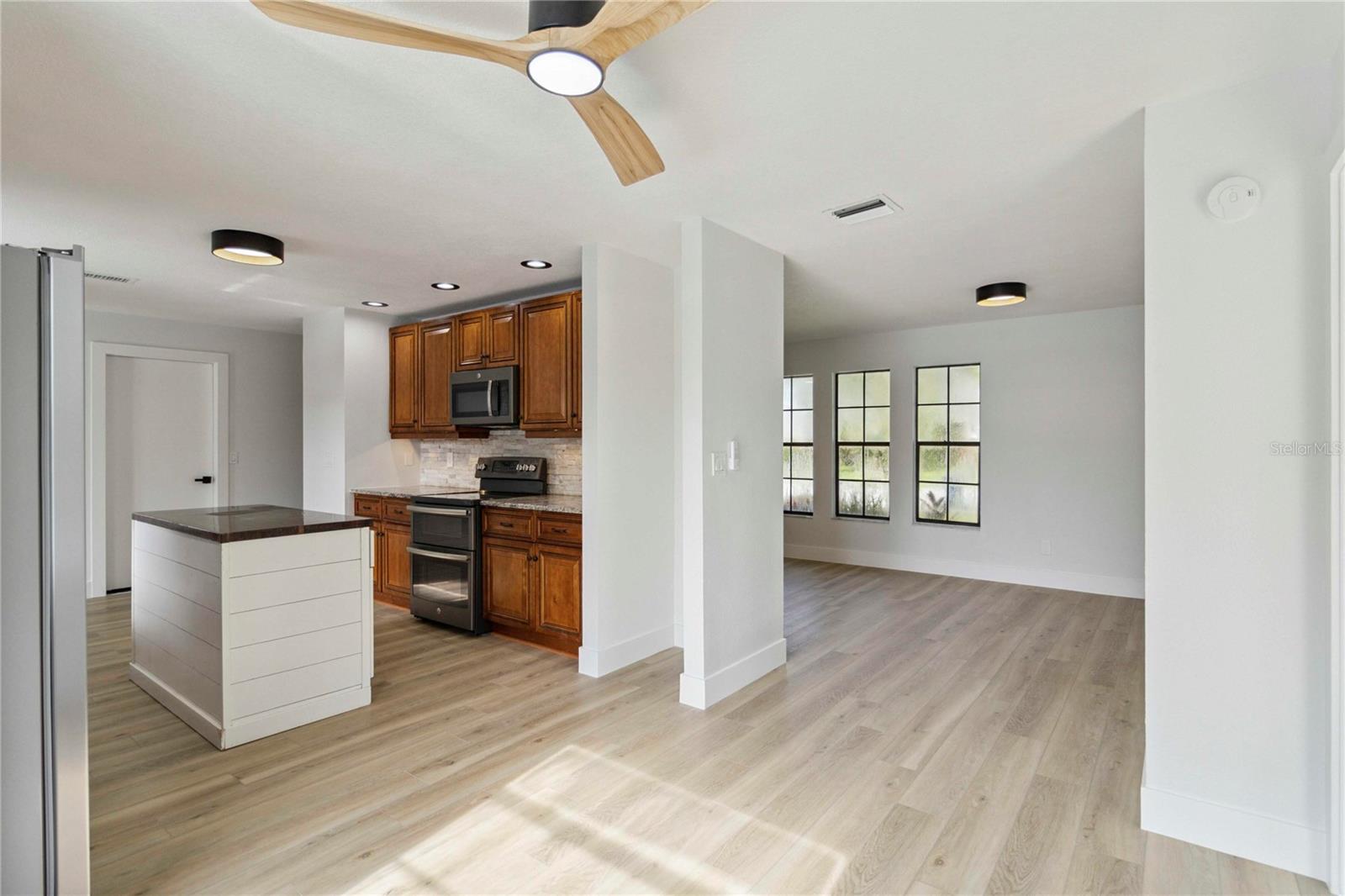 BRADEN WOODS PH VI - Residential