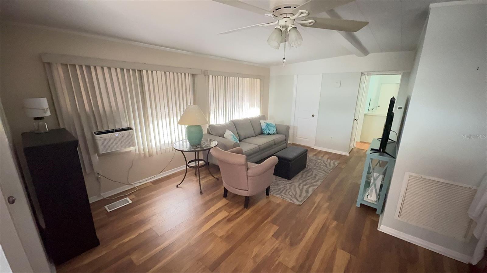 4851 W GANDY BOULEVARD B11L38