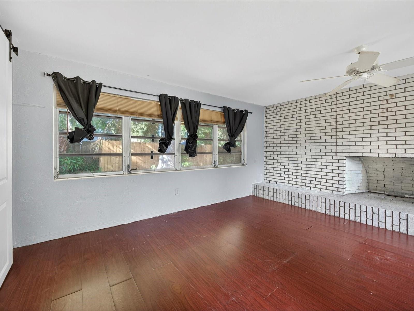 MAGNOLIA TERRACE UNIT 01 - Residential