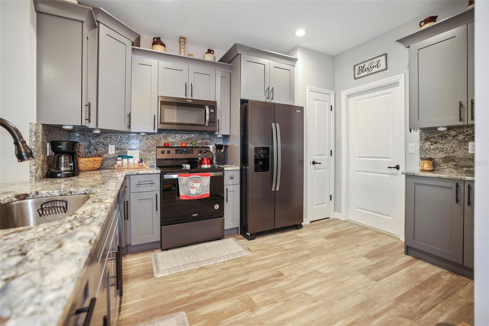 RIVERWALK PRESERVE - Residential