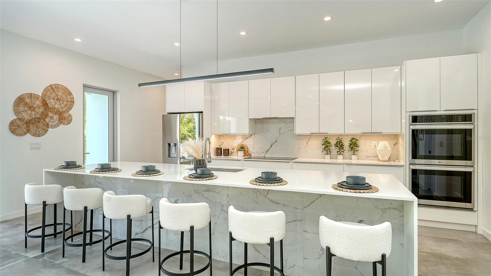 SOUTH GATE - Residential