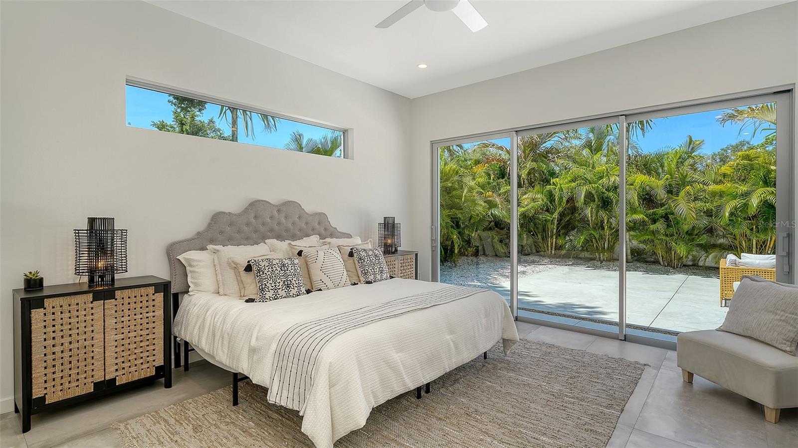 SOUTH GATE - Residential