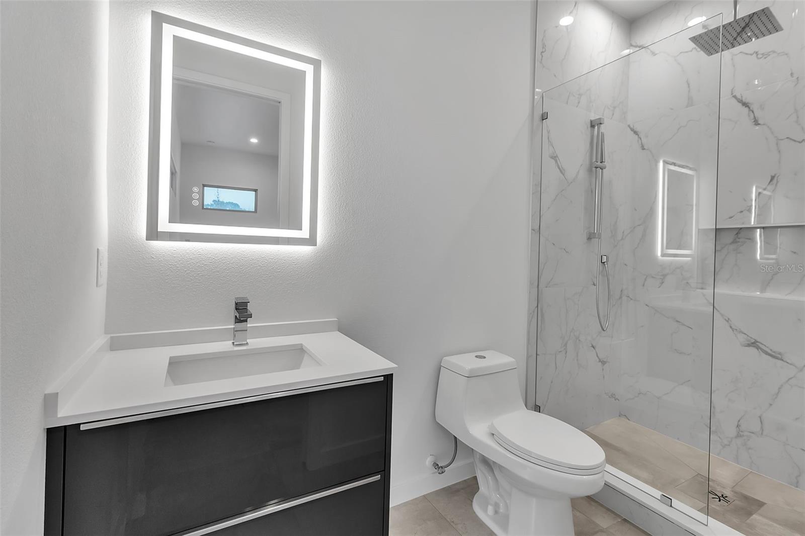 SOUTH GATE - Residential