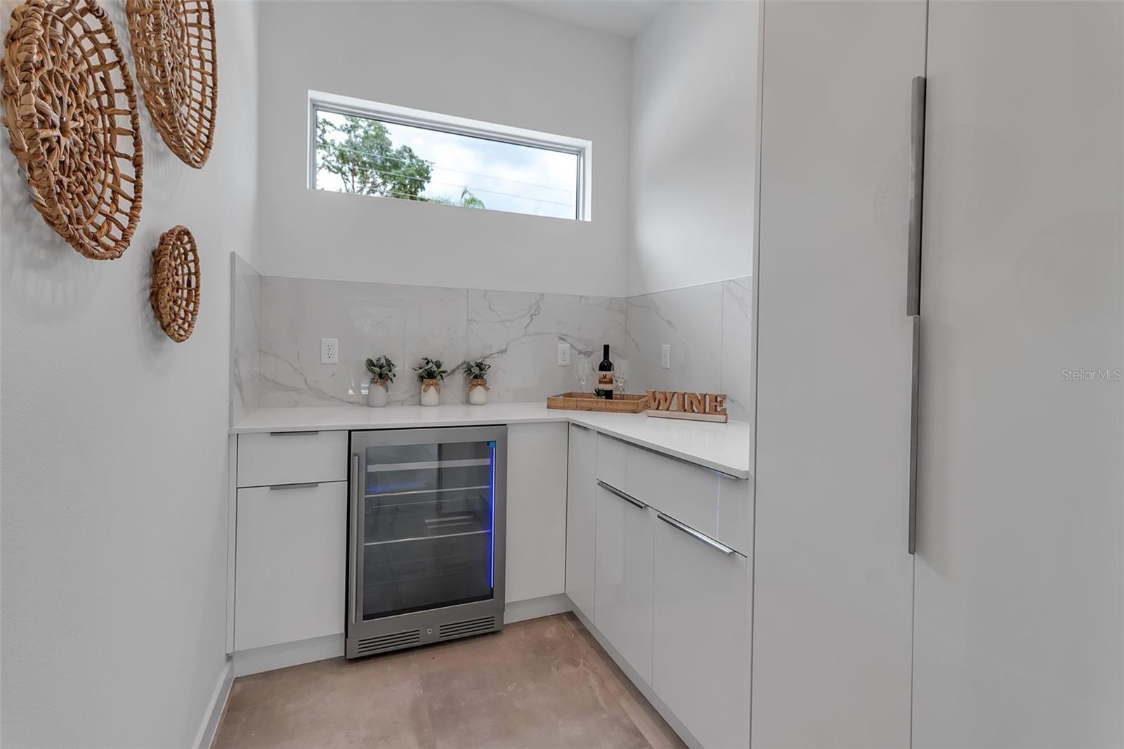 SOUTH GATE - Residential