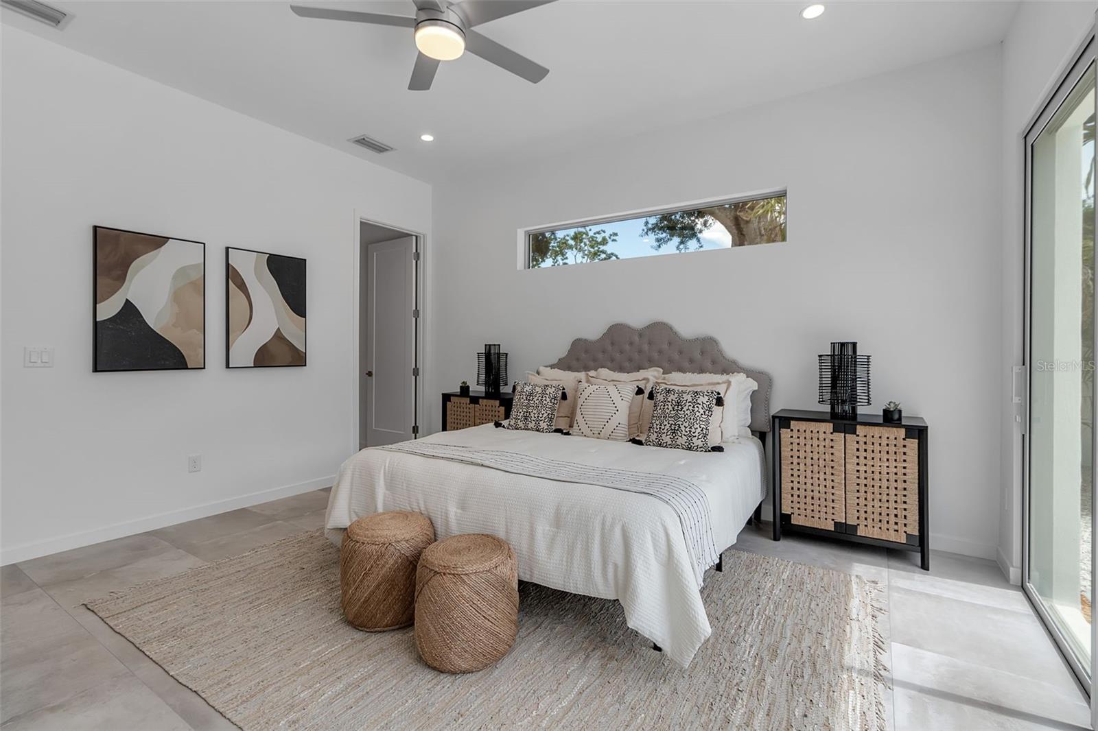 SOUTH GATE - Residential