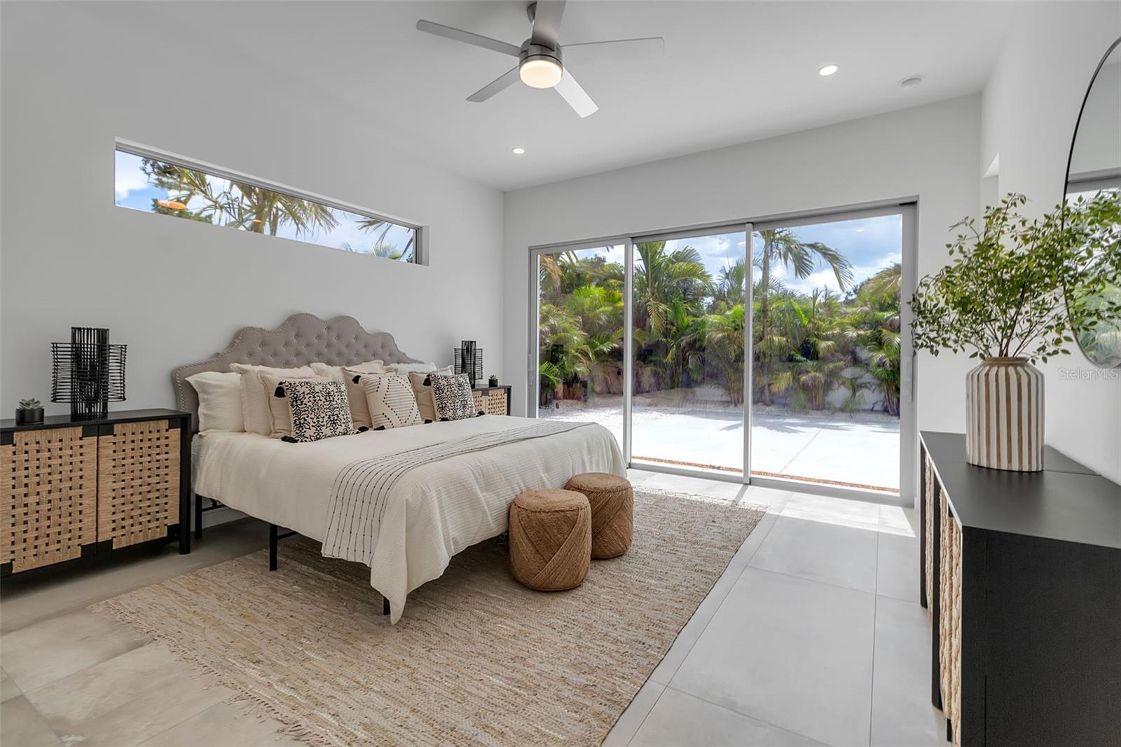 SOUTH GATE - Residential