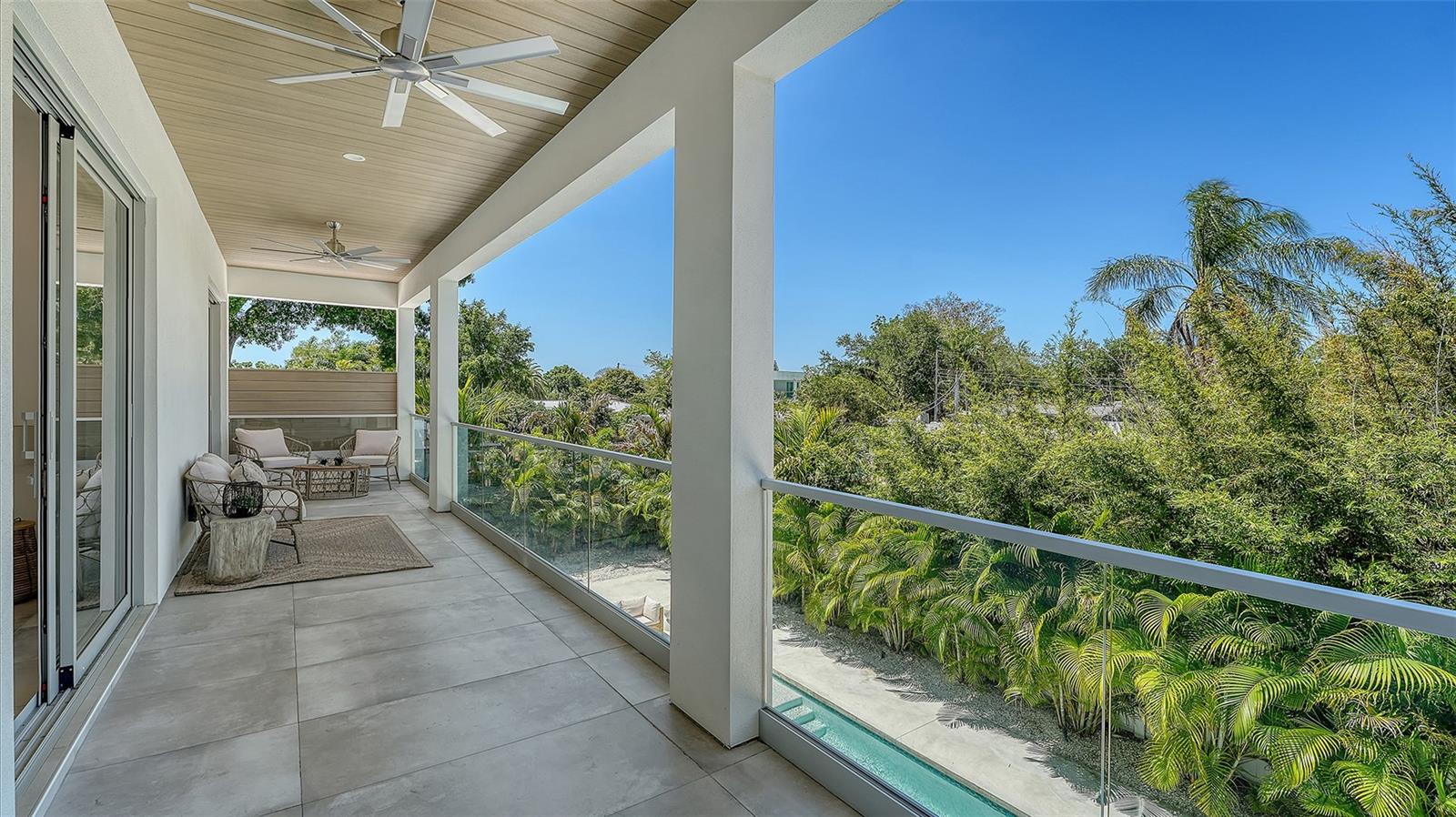 SOUTH GATE - Residential