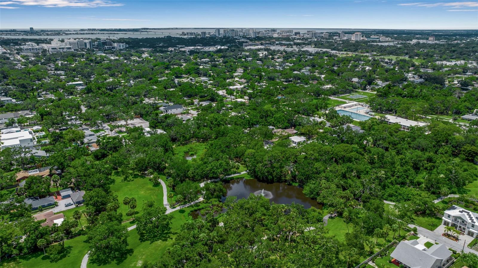 SOUTH GATE - Residential