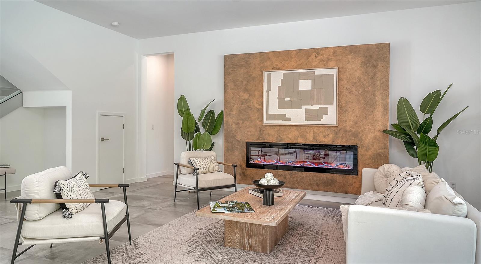 SOUTH GATE - Residential