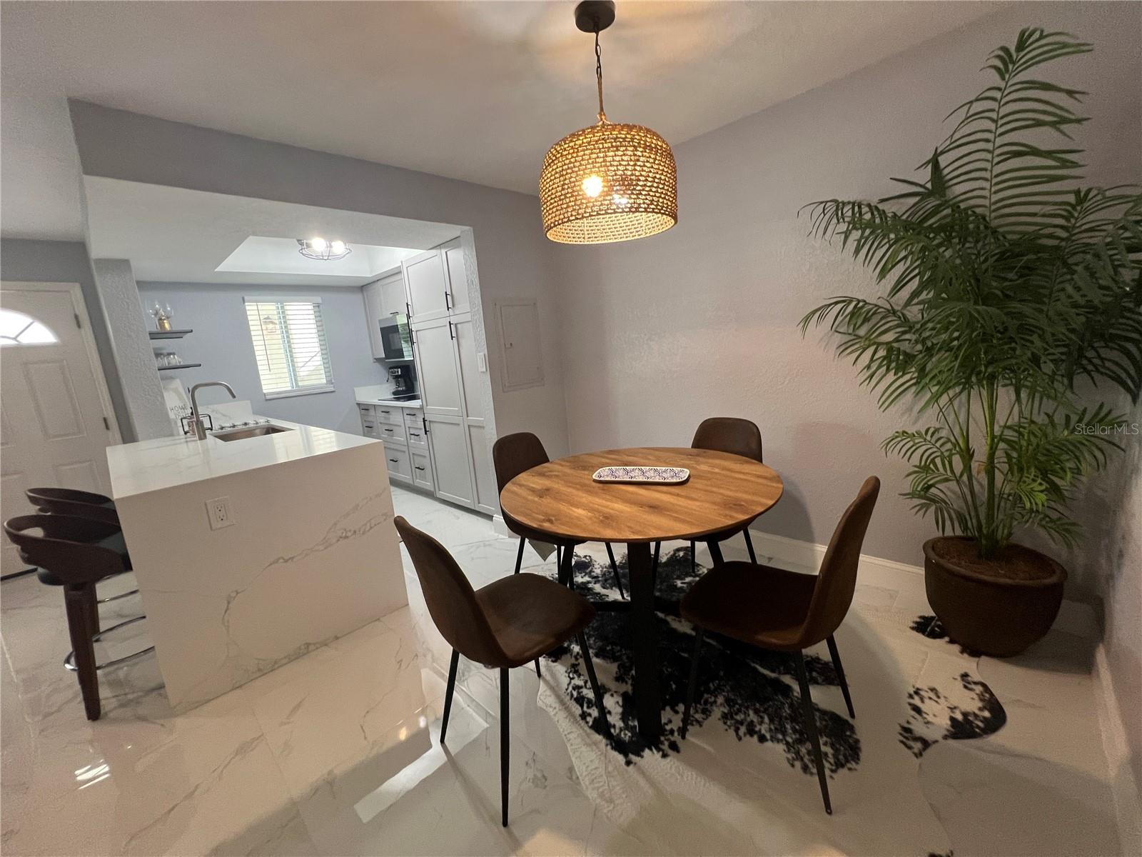 INDIAN OAKS CONDO - Residential