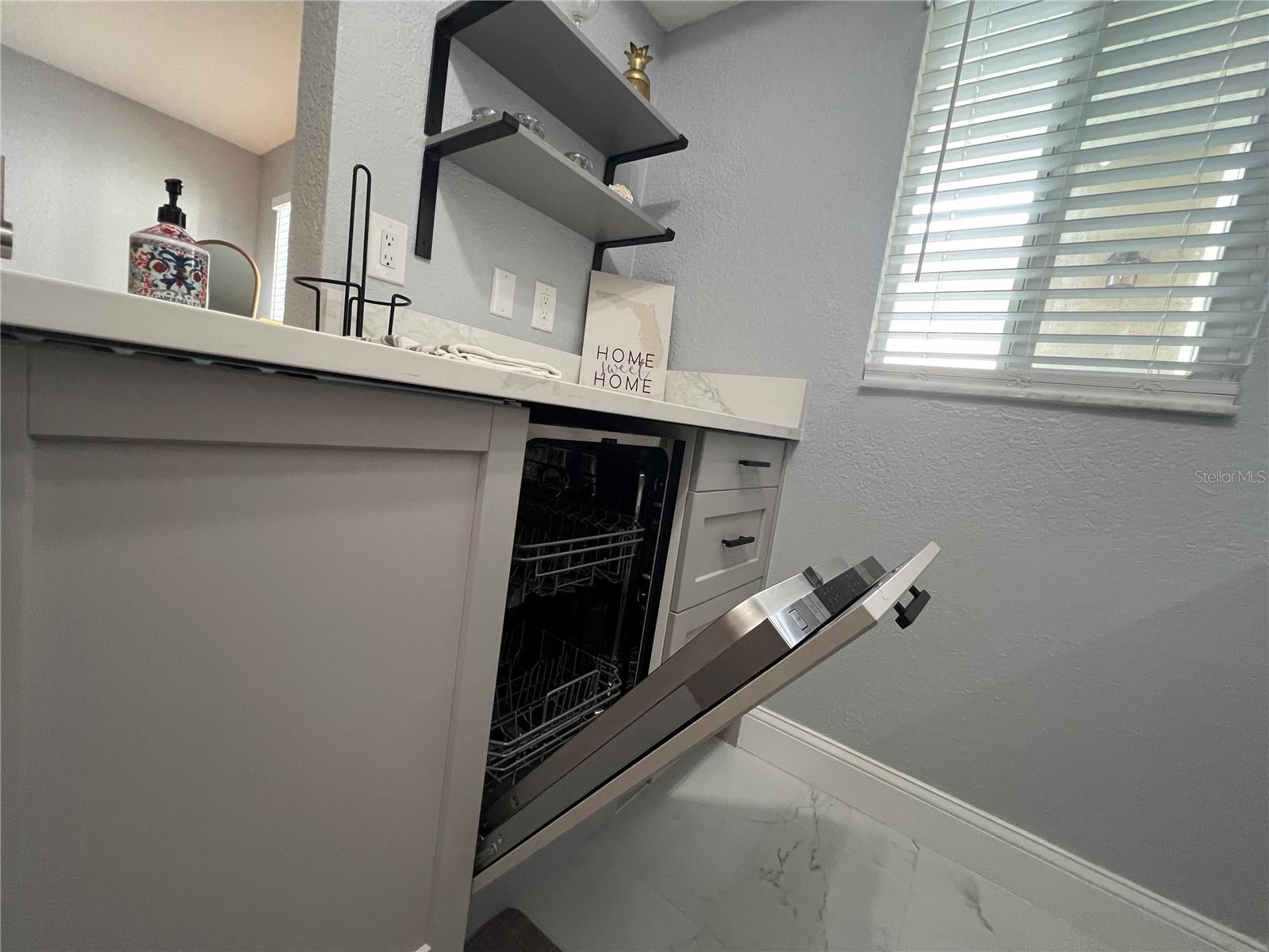 INDIAN OAKS CONDO - Residential