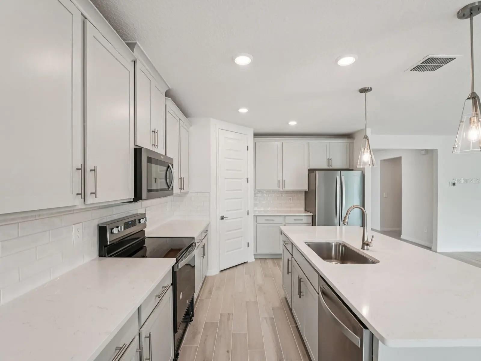 3313 ORCHARD LOOP