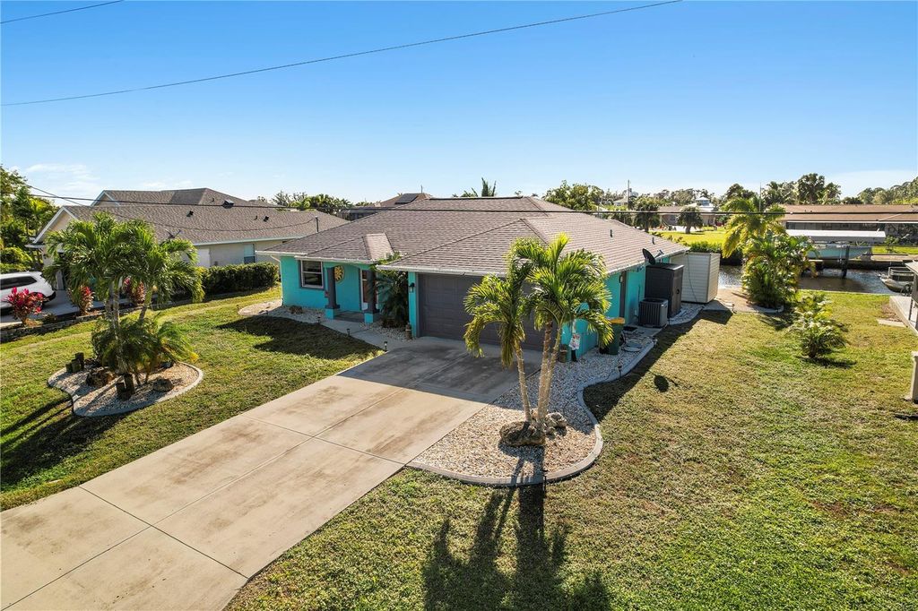 Photo of 12371 Minot Avenue, Port Charlotte, FL 33981 (MLS # A4687020)